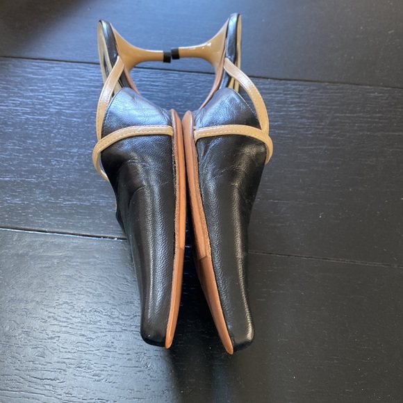 BOSS Hugo Boss EU39 Heels. Black Made in Italy Slides with Tan Straps. - Picture 2 of 9